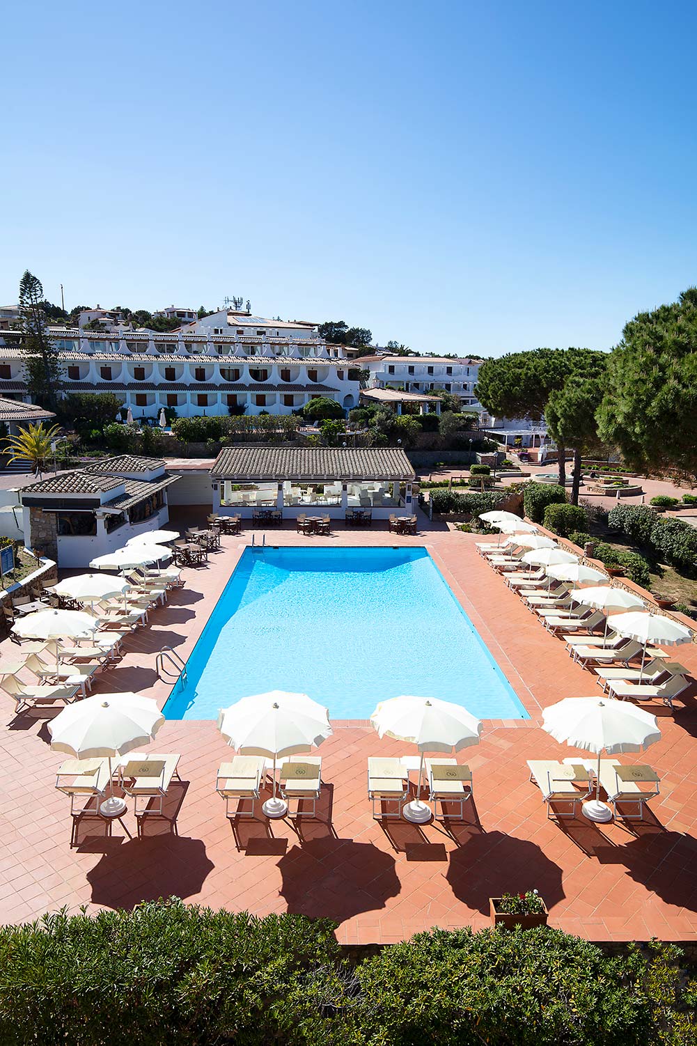 Vista aerea piscina | Club Hotel Cormorano - Baja Sardinia